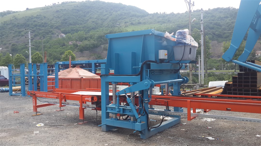 Block_Making_Machine.jpg