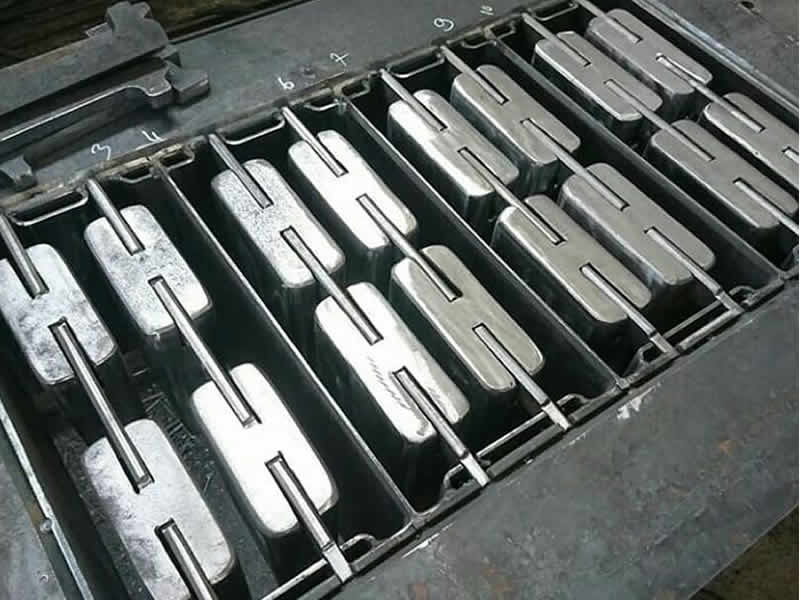 Форма для бетонных блоков Форма для бетонных блоков
