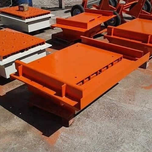 قالب آجر بتنی