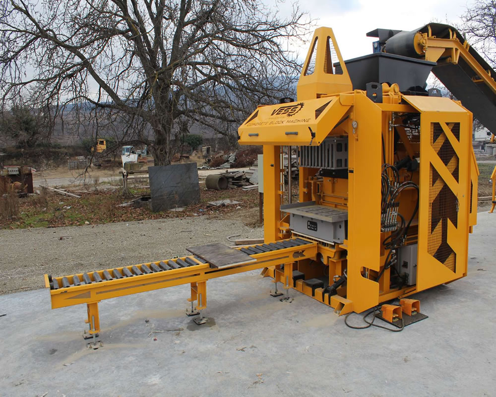 Máquina para fabricar bloques de concreto
