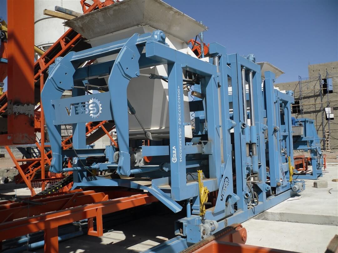 Máquina para fabricar adoquines
