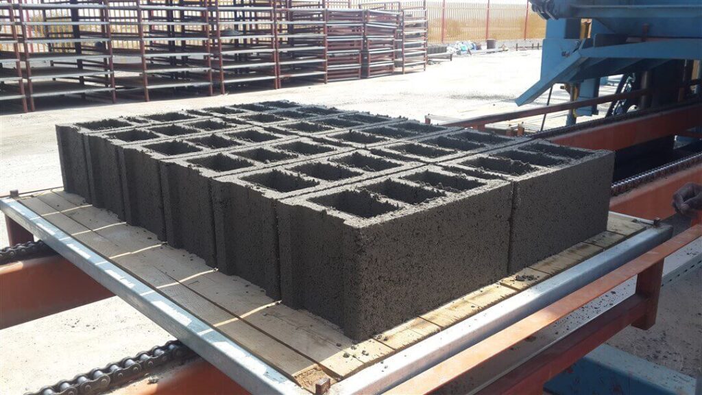 hollow_block_machine_production.jpg