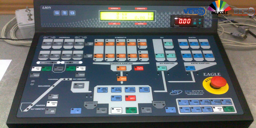 Unidad PLC de una máquina hidráulica para fabricar bloques
